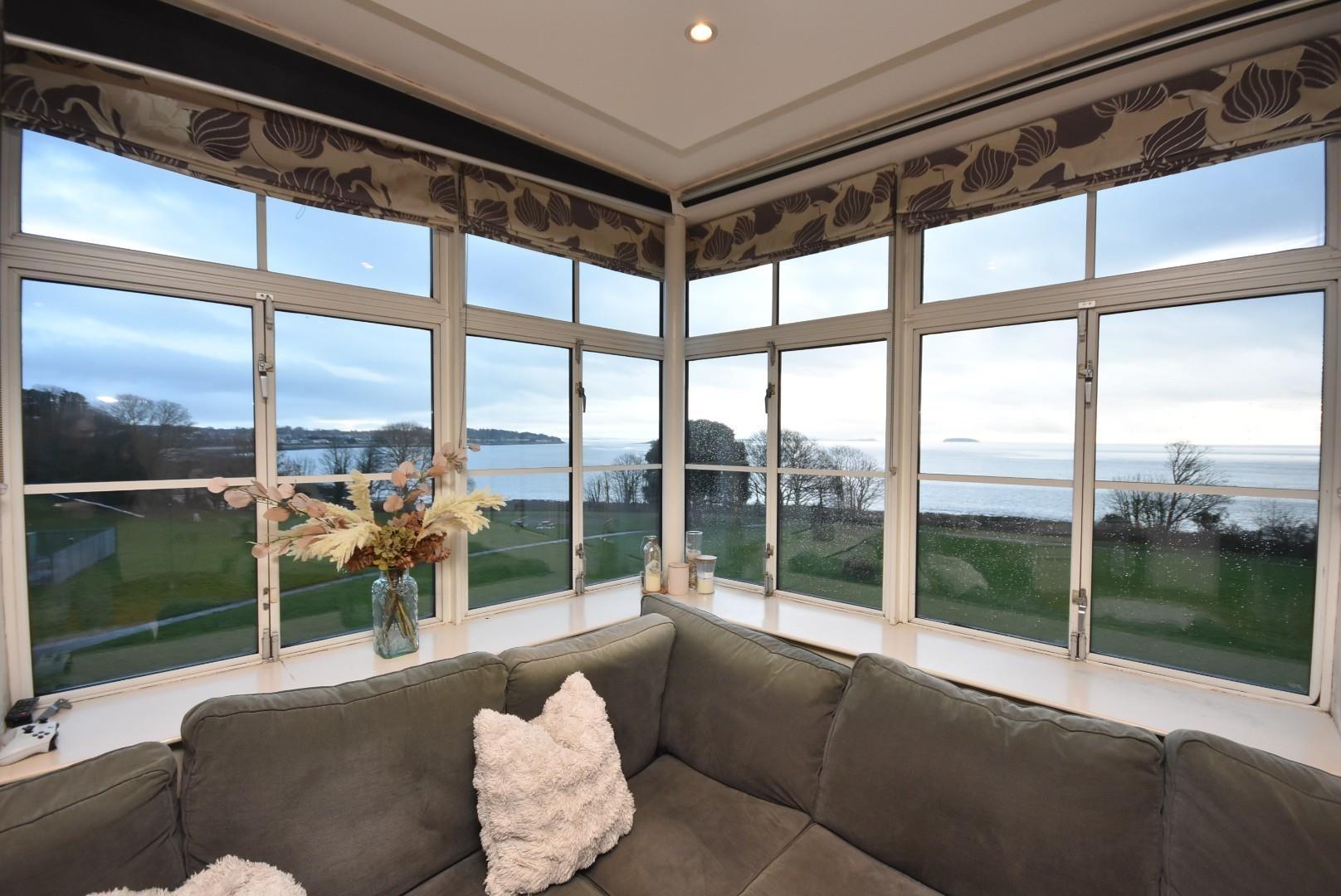 219 Headlands, Hayes Point, Sully, CF64 5QH